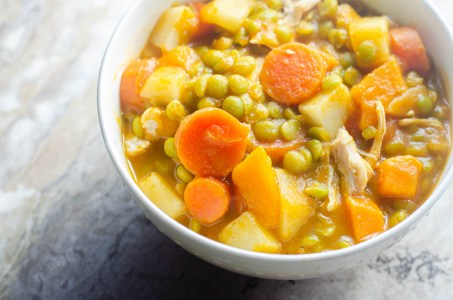 This pumpkin split pea soup is hearty, creamy and perfect for any time of the year! Paleo, Whole30, dairy-free.