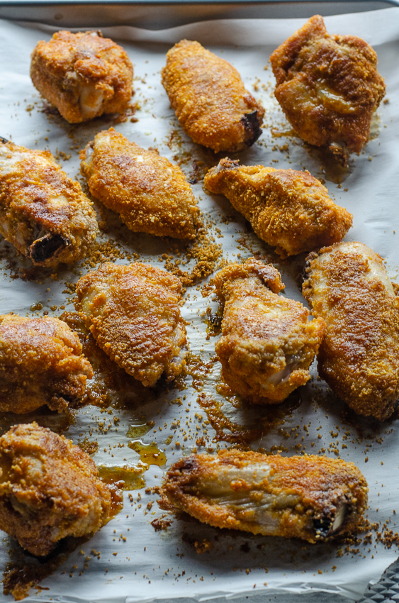 A gluten-free shake 'n bake chicken recipe, made with almond flour and a homemade spice mix. Tastes just like the original, but much healthier! Grain-free, Paleo, low-carb, ketogenic, dairy-free!