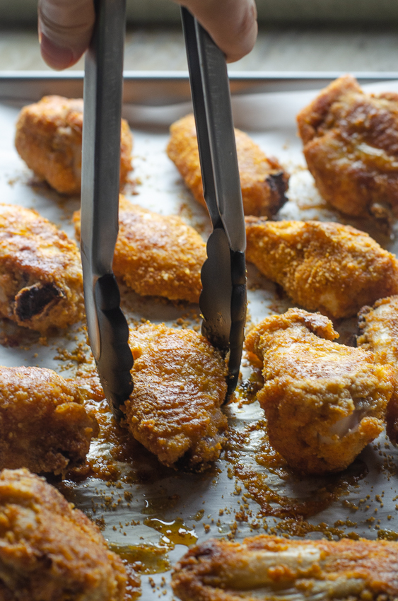 A gluten-free shake 'n bake chicken recipe, made with almond flour and a homemade spice mix. Tastes just like the original, but much healthier! Grain-free, Paleo, low-carb, ketogenic, dairy-free!