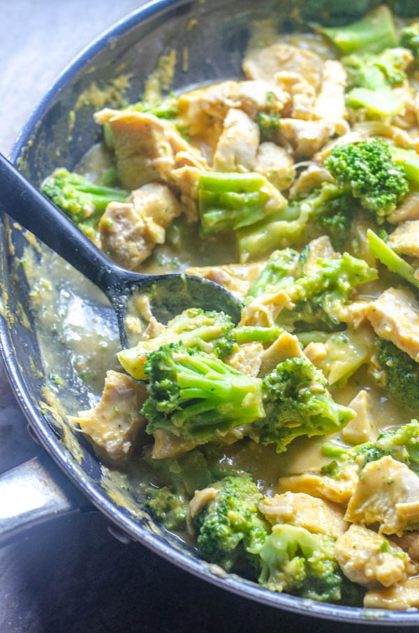 The perfect comforting dinner for cooler weather, this creamy pumpkin chicken with broccoli and sage will put a smile on your face! Paleo, Whole30, low-carb, dairy-free.